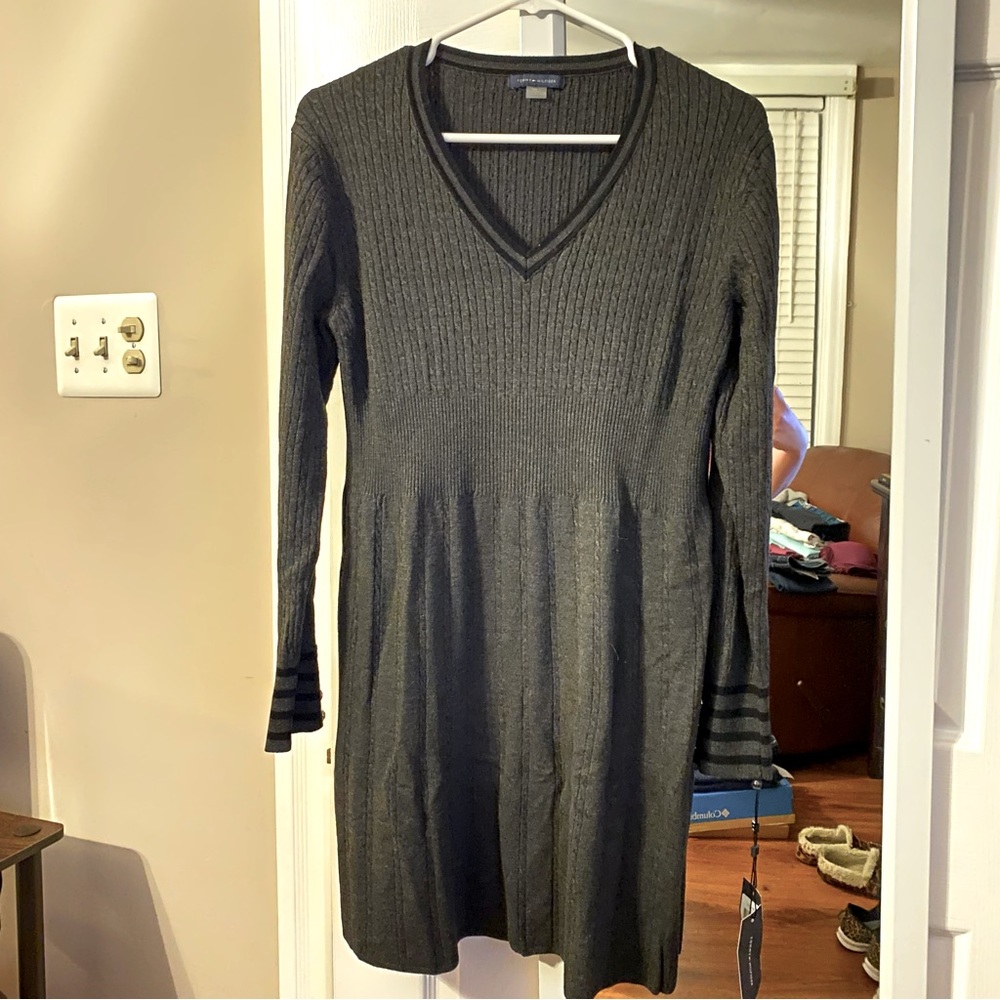 Tommy Hilfiger sweater dress in dark gray, size L, NWT